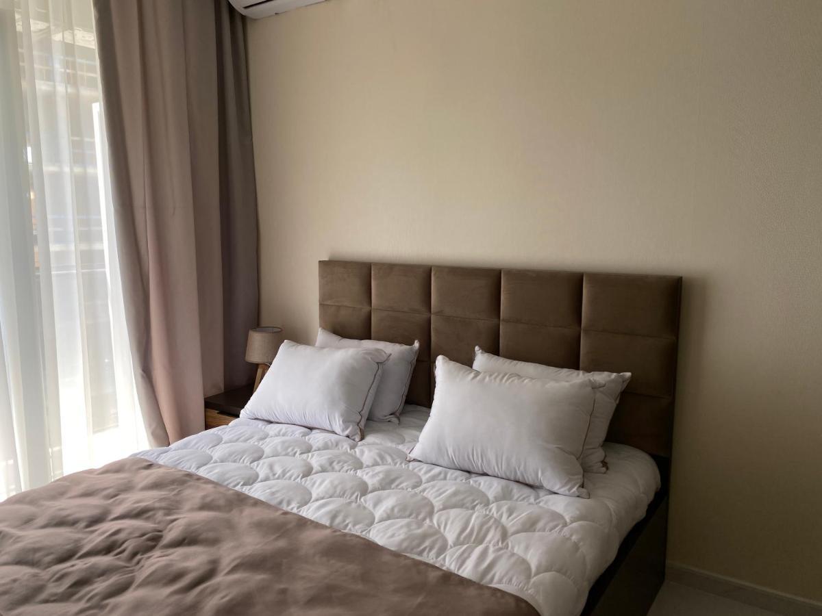 Horizons Hotel Rooms Batumi Exteriör bild