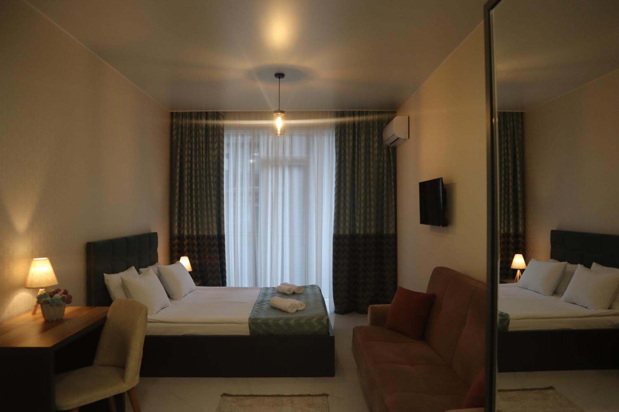 Horizons Hotel Rooms Batumi Exteriör bild