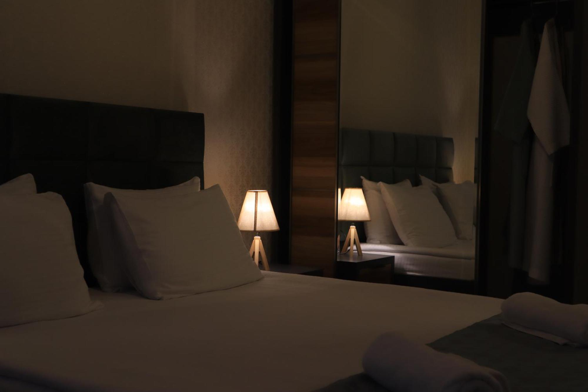 Horizons Hotel Rooms Batumi Exteriör bild