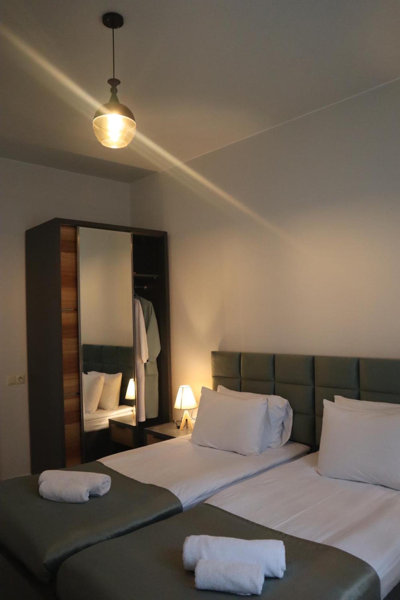 Horizons Hotel Rooms Batumi Exteriör bild