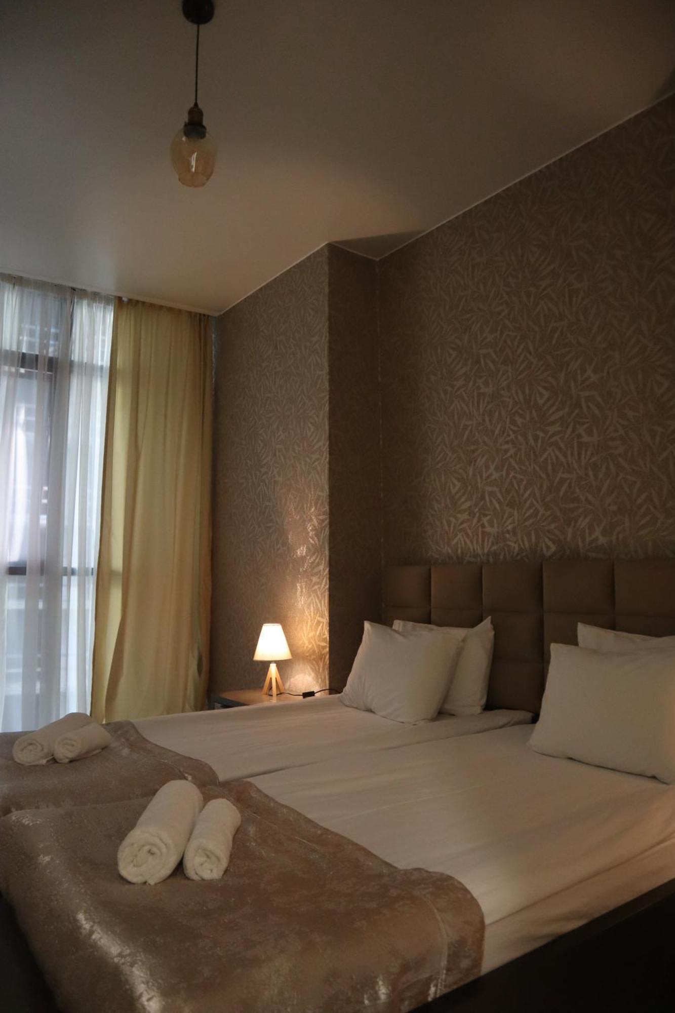 Horizons Hotel Rooms Batumi Exteriör bild